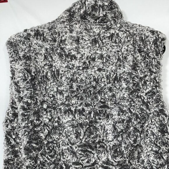 Reversible vest  - Picture 6 of 15